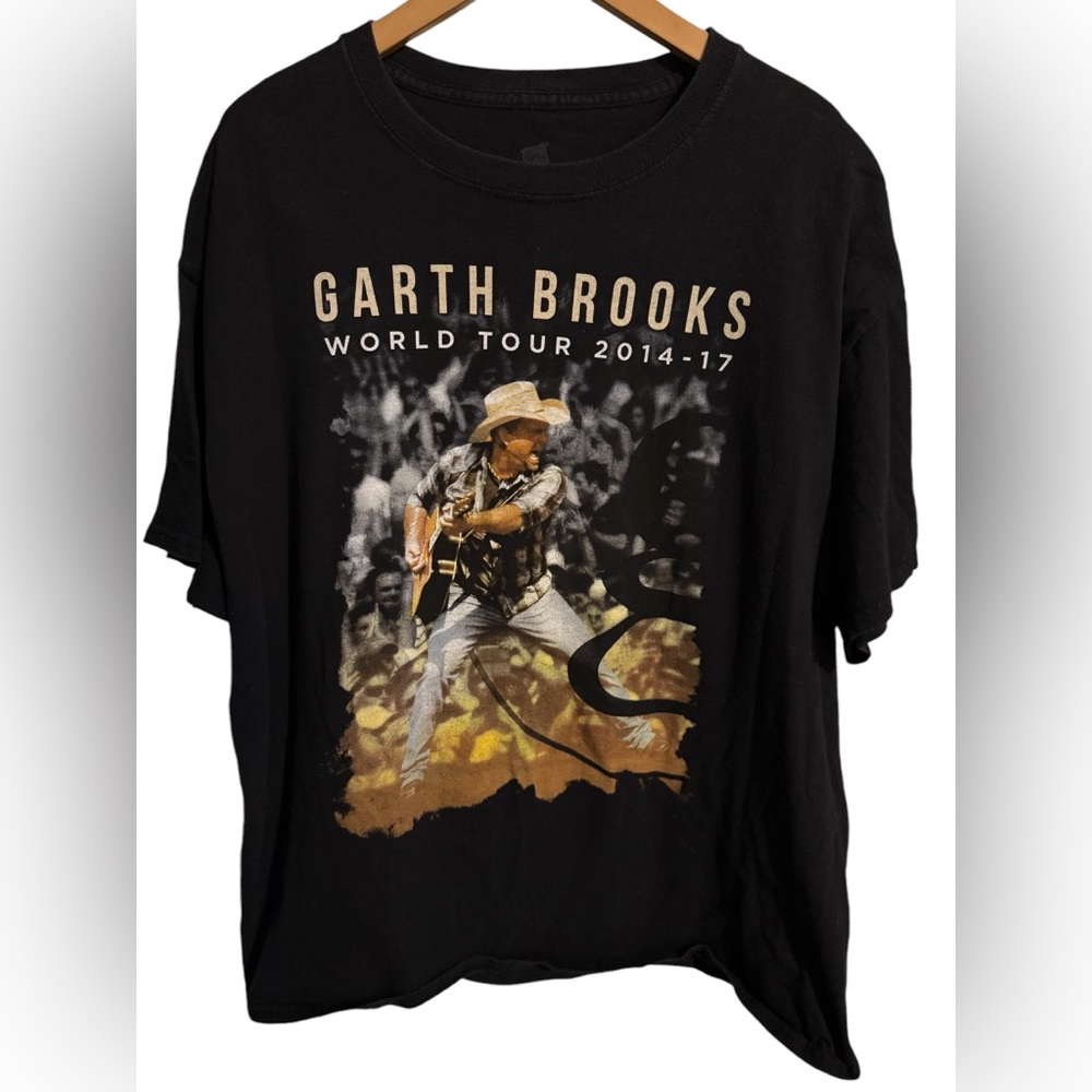 Garth Brooks World Tour 2014-2015 T-Shirt size XL Unisex